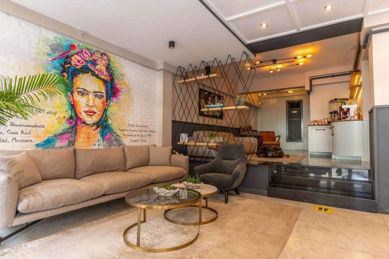Viva La Vita Hotel İzmir Luaran gambar