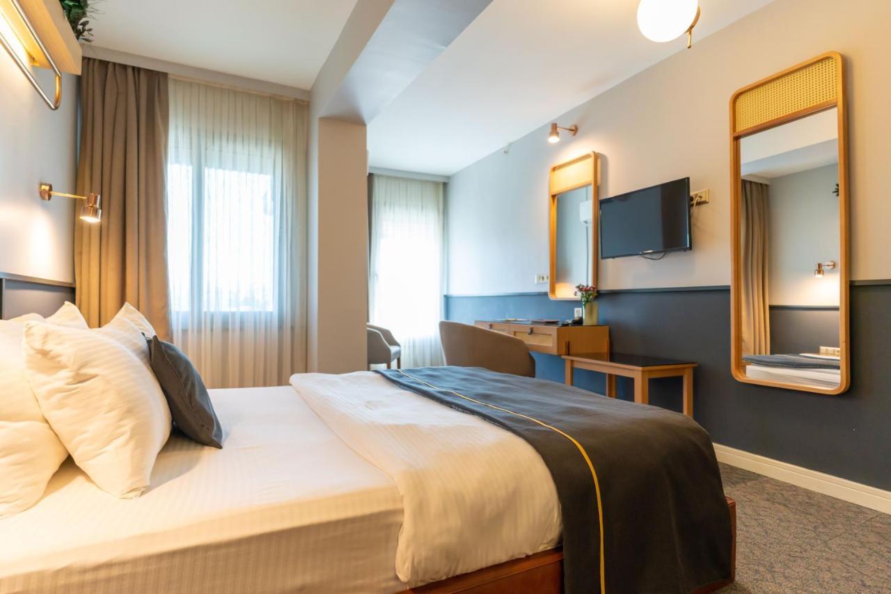 Viva La Vita Hotel İzmir Bilik gambar