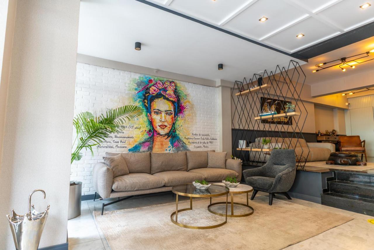 Viva La Vita Hotel İzmir Luaran gambar